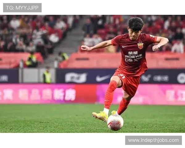 鲍世蒙助攻助力国足破门，余望妙射建功